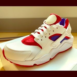 Men’s Nike Huarache 8US